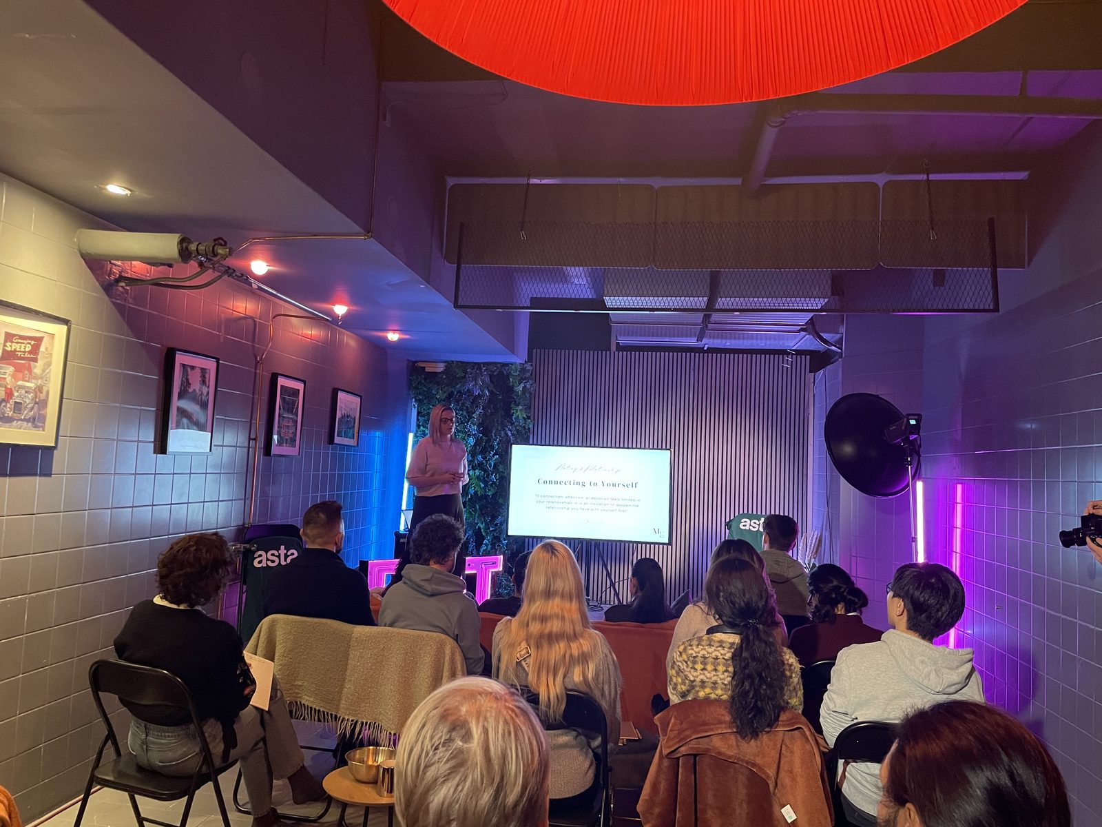 Connection Lab Workshop — Nicole presenting to a full room